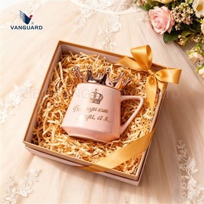 لیوان و درب سرامیکی تاج در رنگ گل رز طلایی